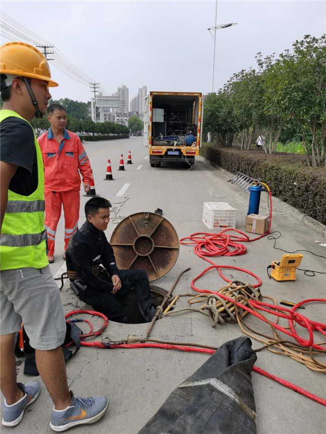 定边翻衬法管道修复技术主要工序